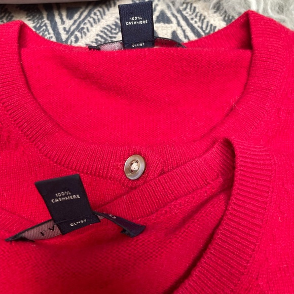 Lands End red 100% cashmere twin set size small - Picture 4 of 5